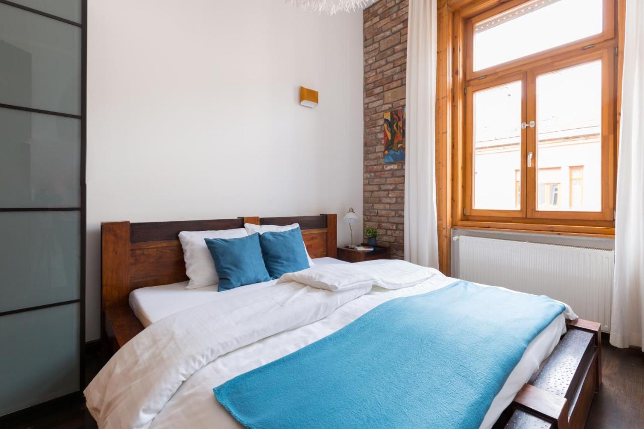 Supercentral Spacious Apartment Budapest Exterior photo